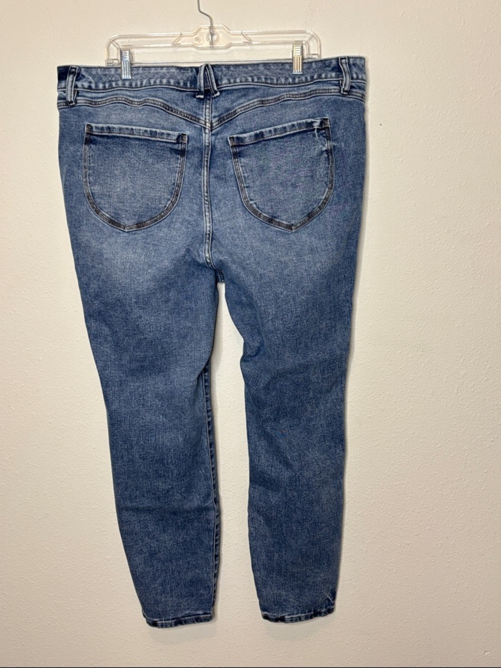 Lane Bryant size 20 Blue Skinny Mid-Rise Jeans. Signature fit - Picture 6 of 8